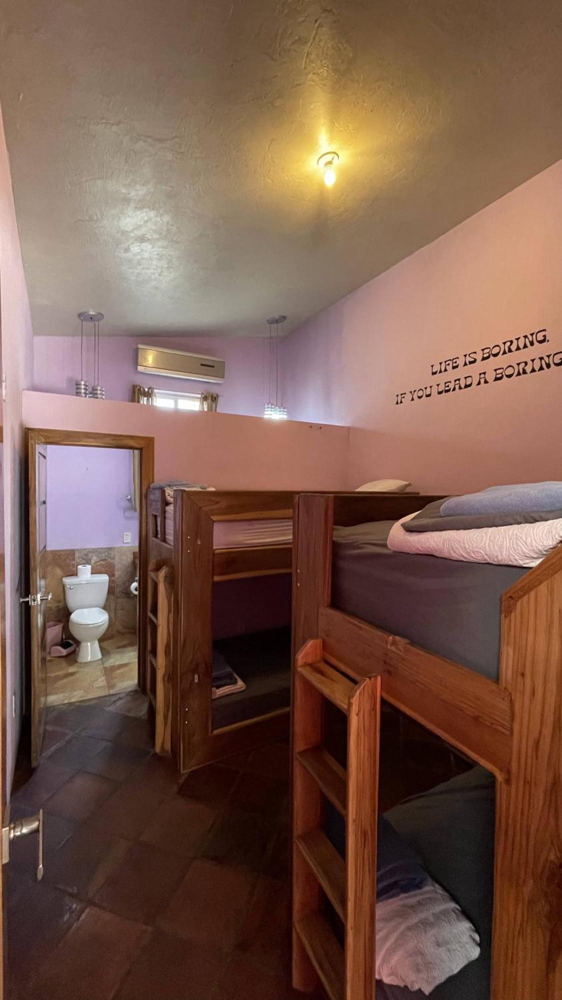 Planet B Hostel - Adults Only Manuel Antonio Bagian luar foto